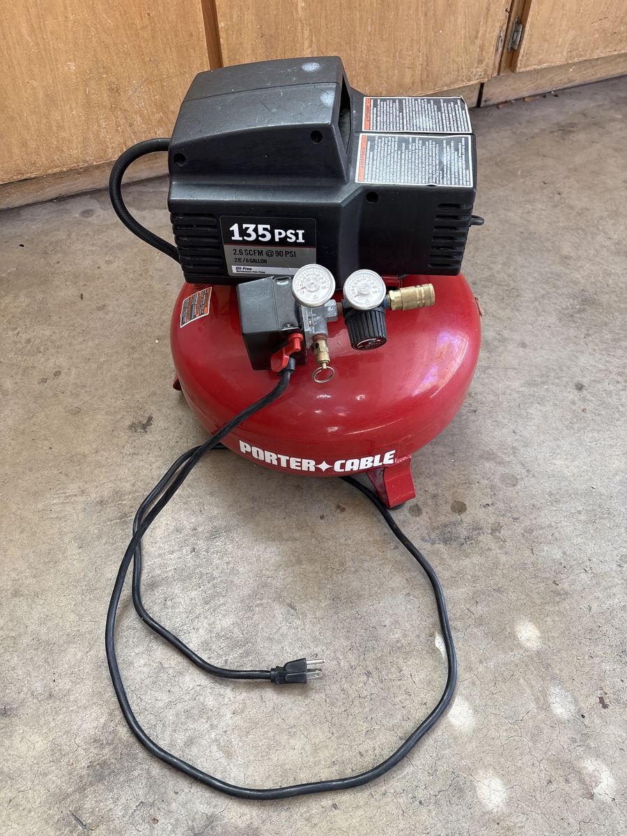 Porter Cable 135 PSI Pancake Compressor