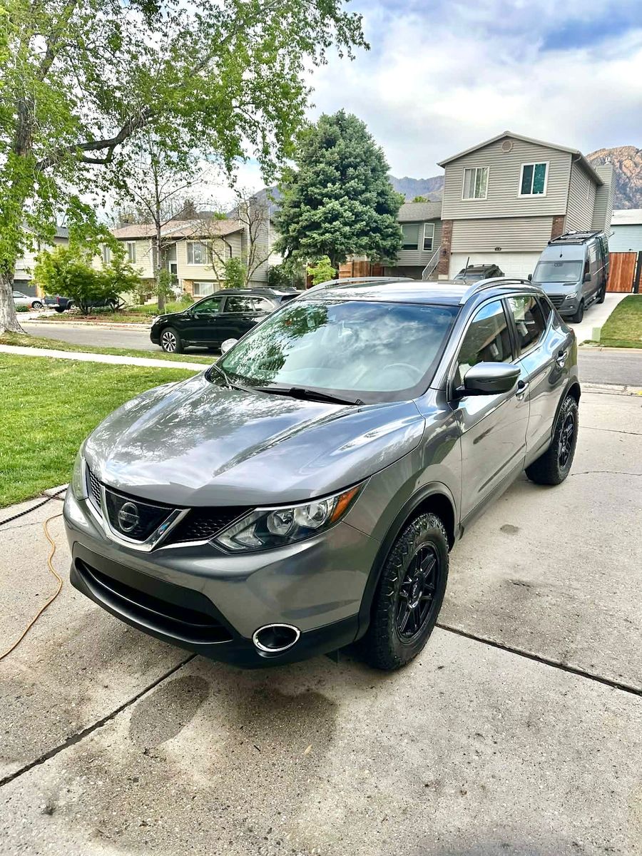 2019 Nissan Rogue Sport SV