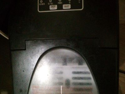 Ice maker