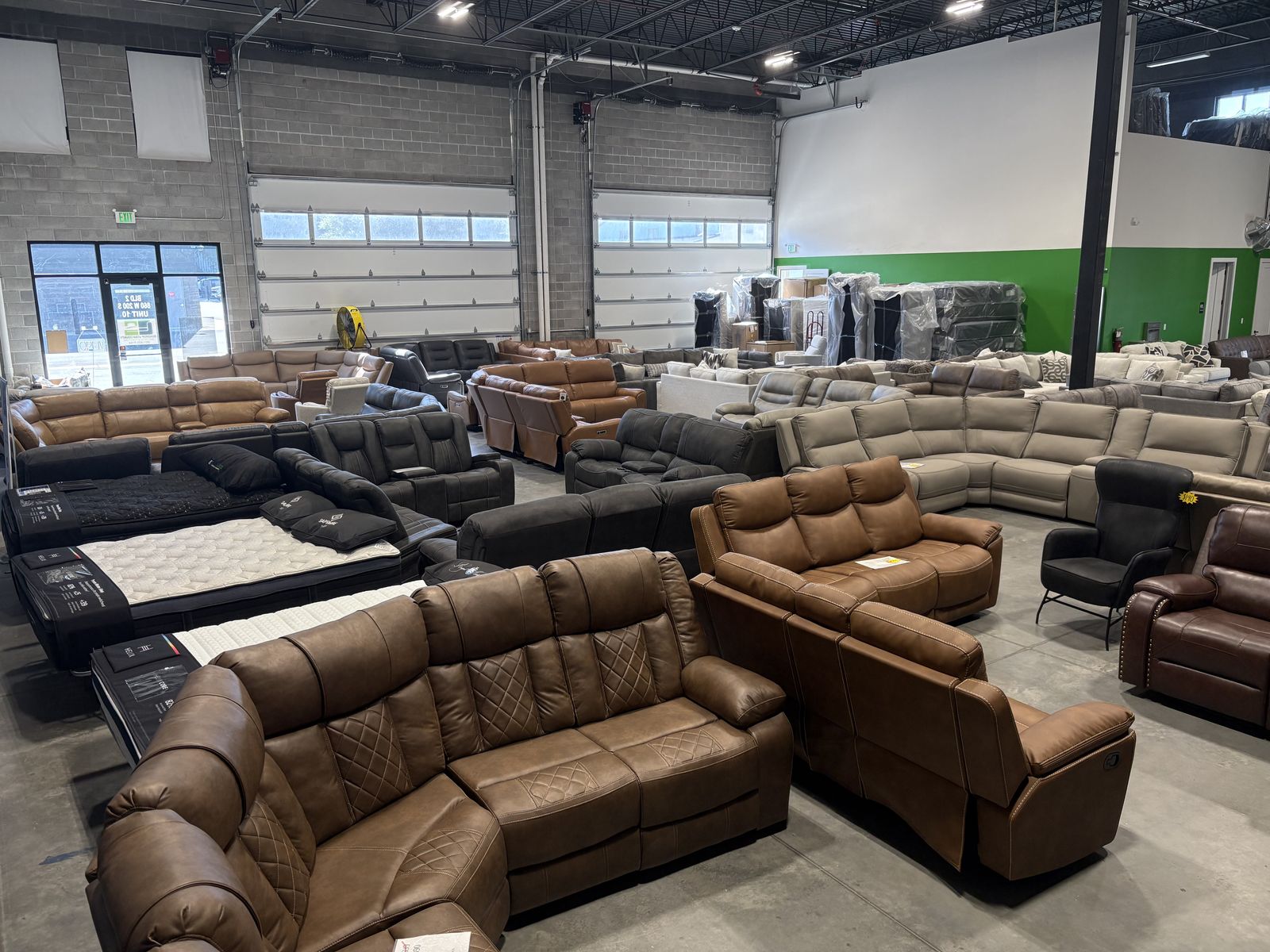 Reclining sectional overstocks