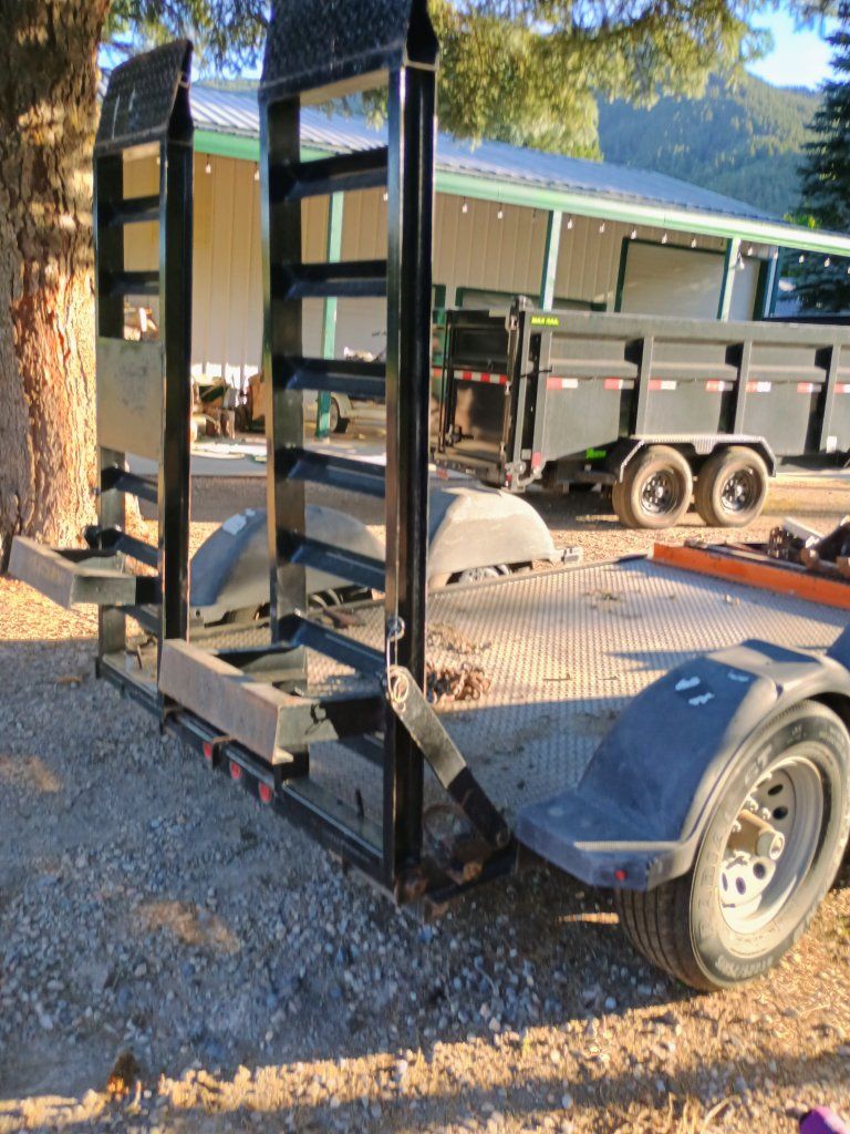 Main image 6
