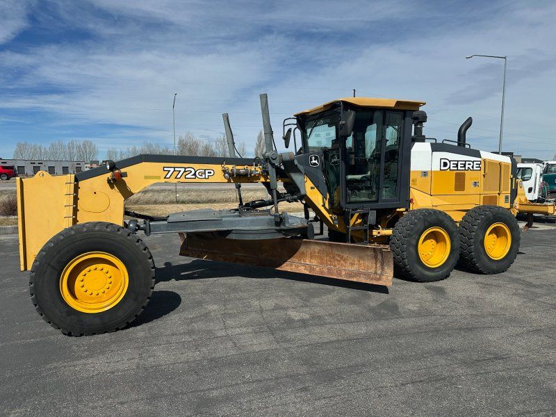 2015 Deere 772GP motor grader