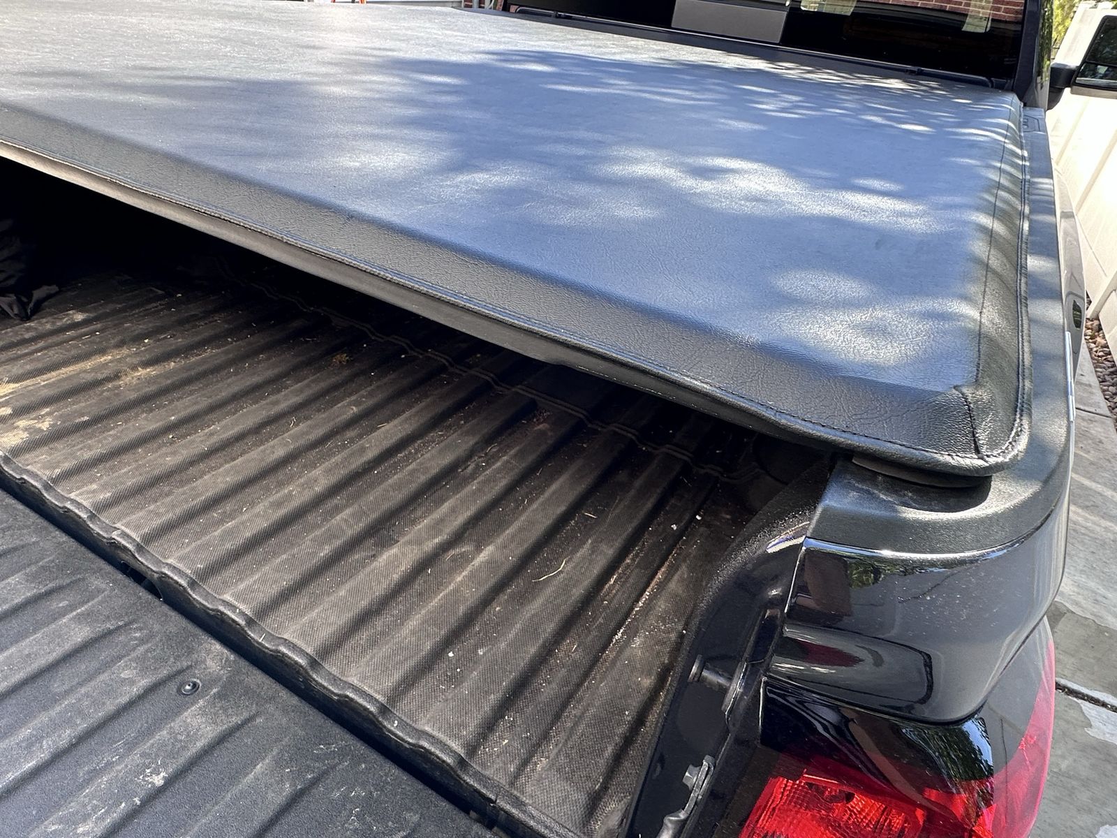 Soft roll Tonneau Cover