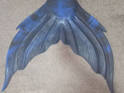 Fantasea 3 fin in Midnight Abyss plus Rainbow Skin