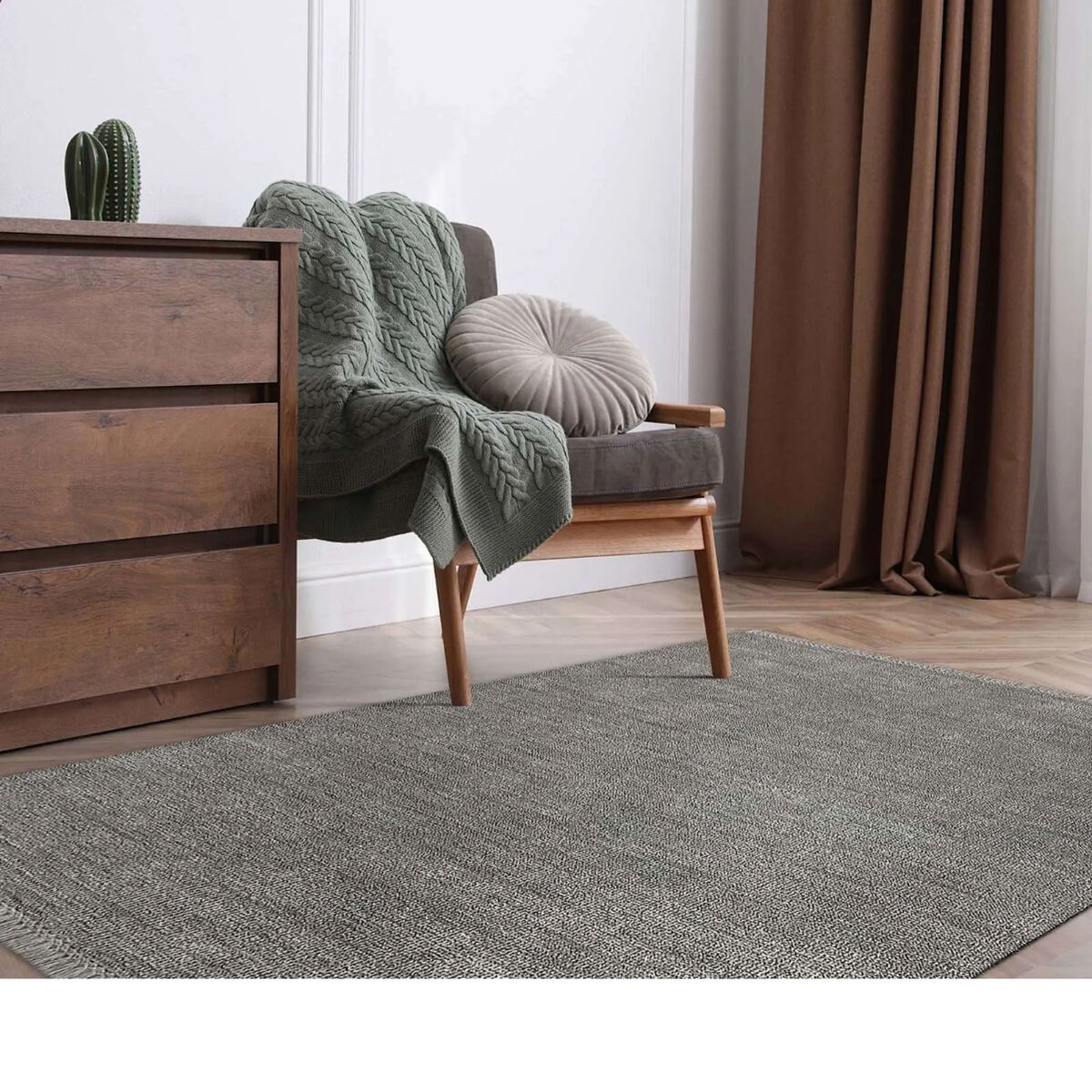 Beautiful 100% Wool Gray Rug