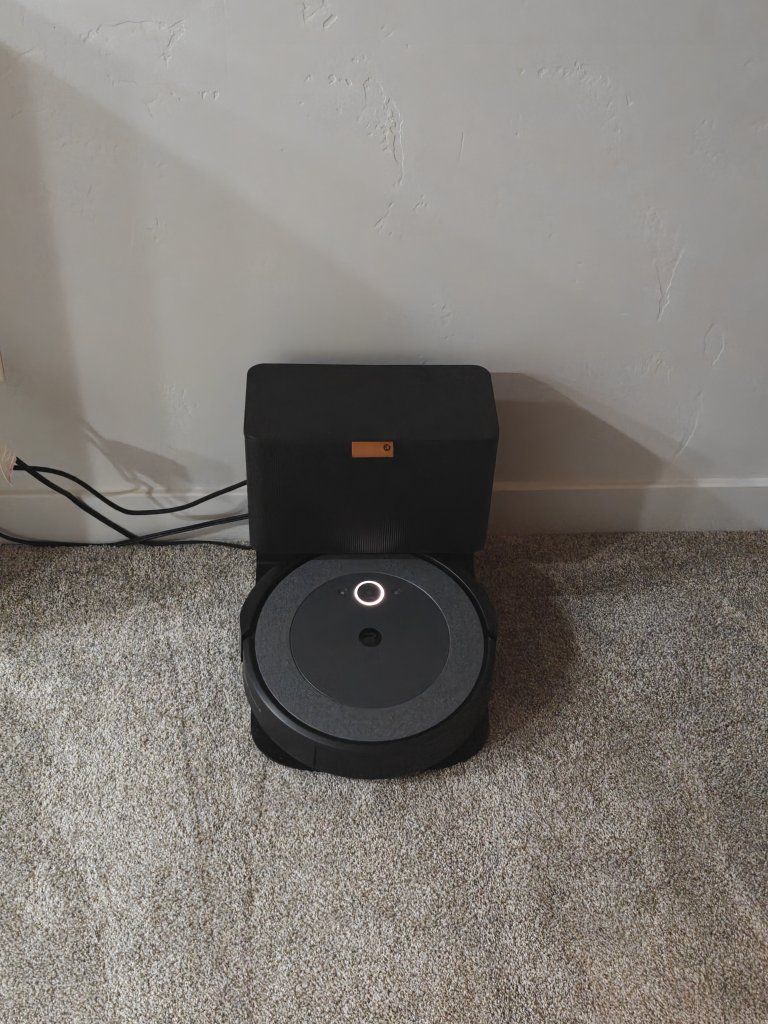 Roomba i5+ combo vacuum+mop