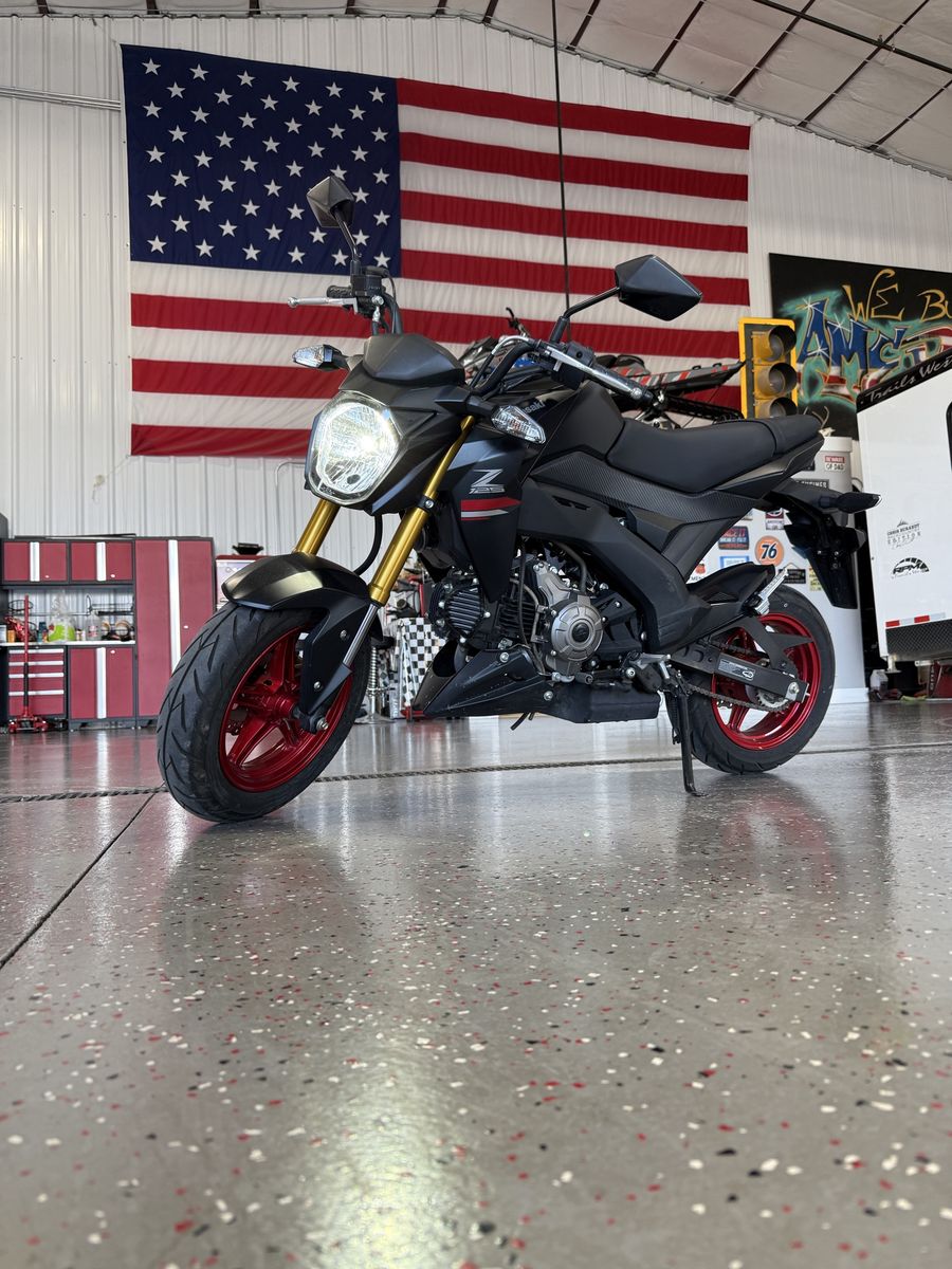 2021 Kawasaki z125 pro