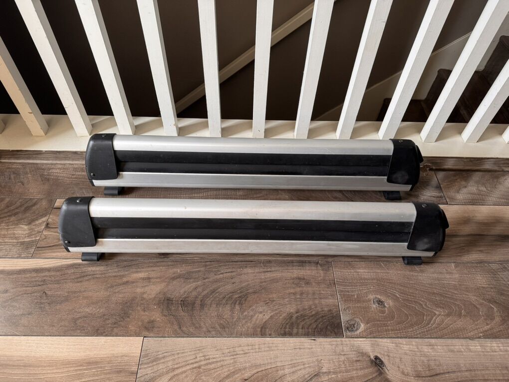 Thule Extender Ski Snowboard Roof Rack for Subaru