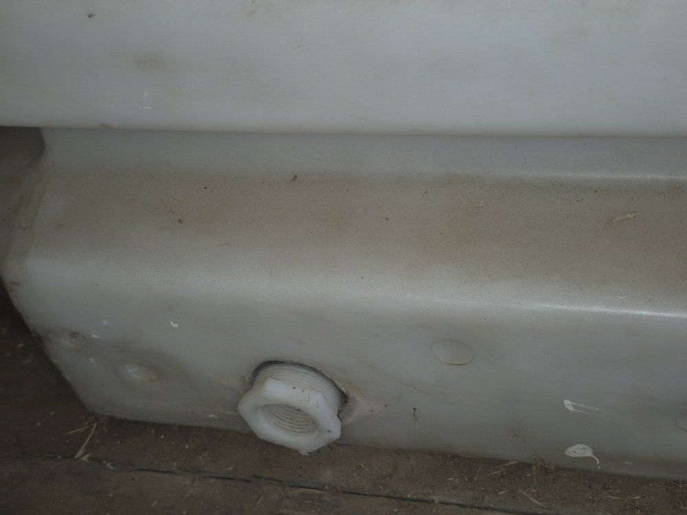 Main image 3