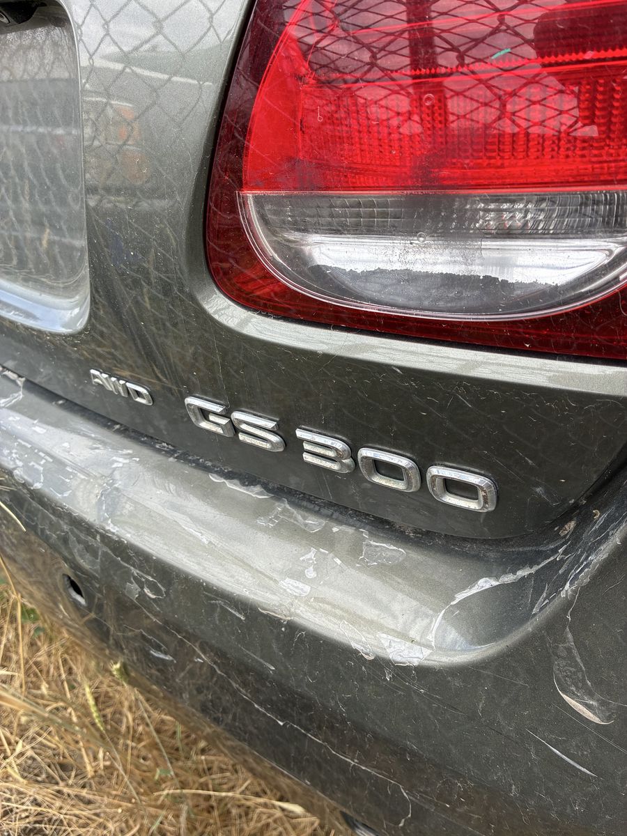 06 Lexus GS300 for parts make offers!!!
