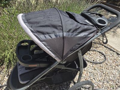 Grayco 3 Wheel jogging stroller