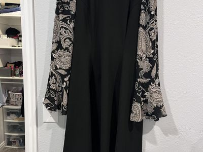 AT Women's Black Paisley Print Bell Sleeve Mini Dress