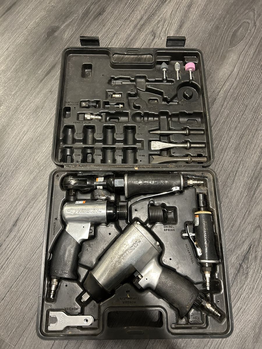 Husky 4 tool air compressor kit