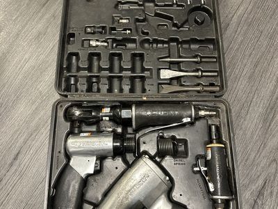 Husky 4 tool air compressor kit