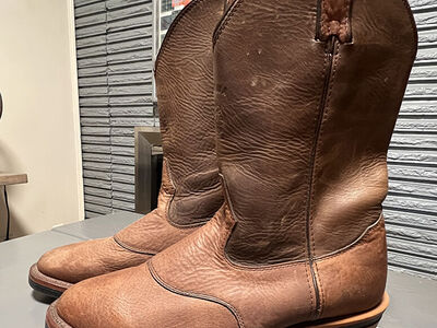 Chippewa Men’s Vibram Leather Boots