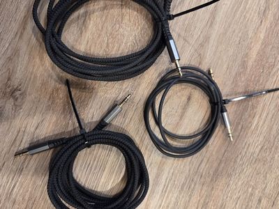3-Pack 3.5mm Aux Audio Cables (2 Braided, 1 Rubber) - Like New