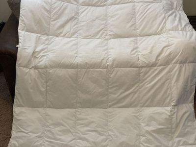 Serta Twin Block style comforter with OekoTex Standard 100 (green sustainable)