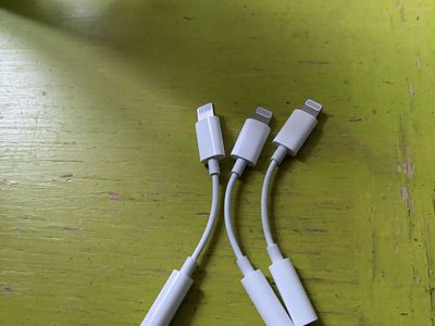 3x Apple Lightning to 3.5 mm Headphone Jack Adapters - Used iPhone/iPad Dongle
