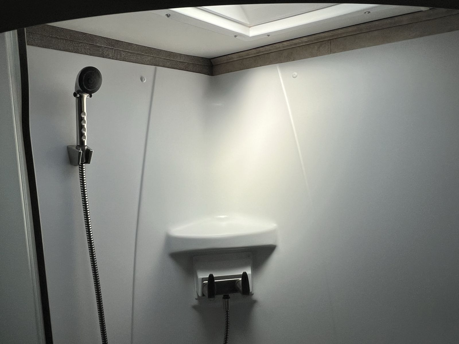 Main image 10