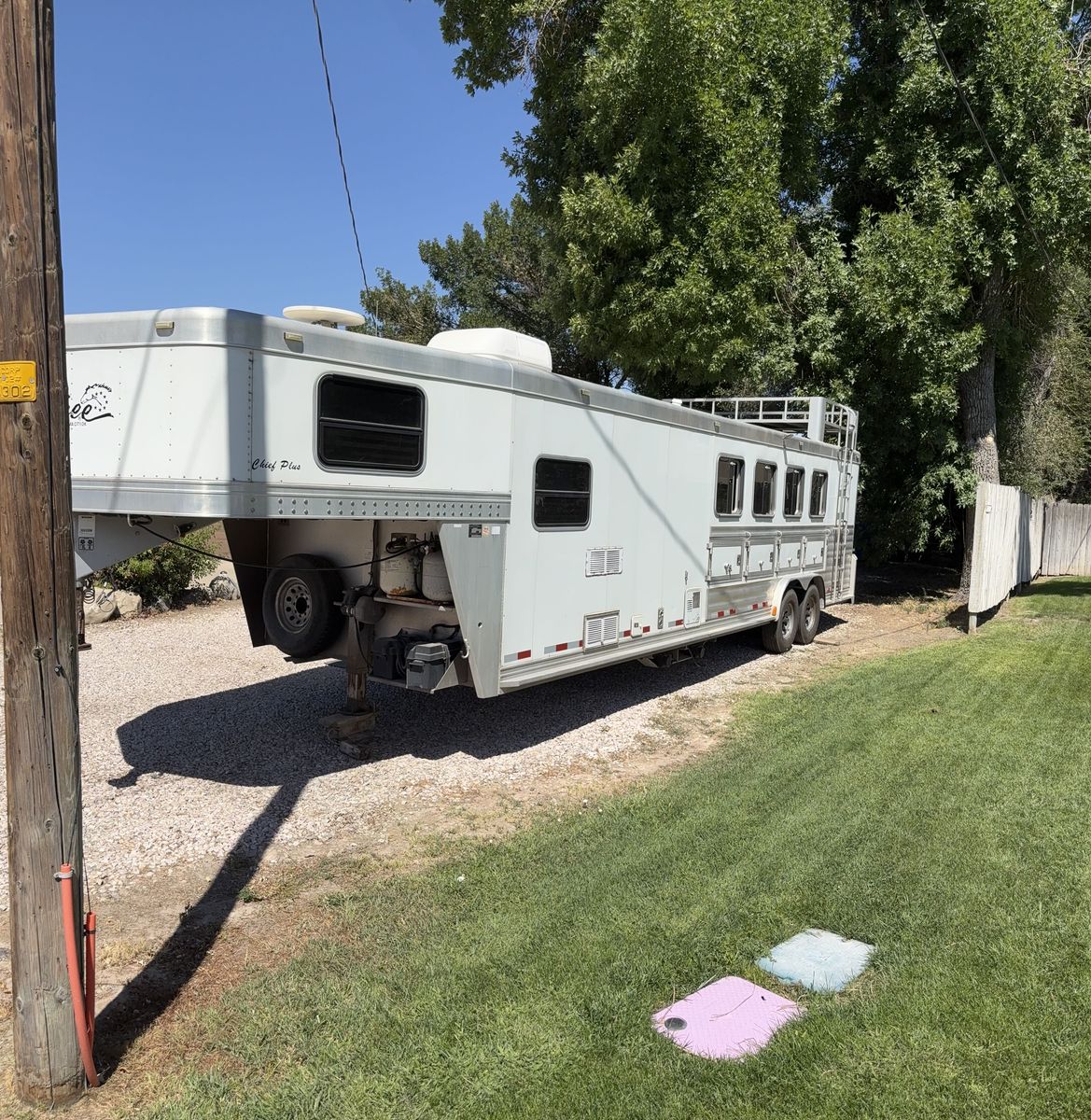 2006 Cherokee Living Quarters