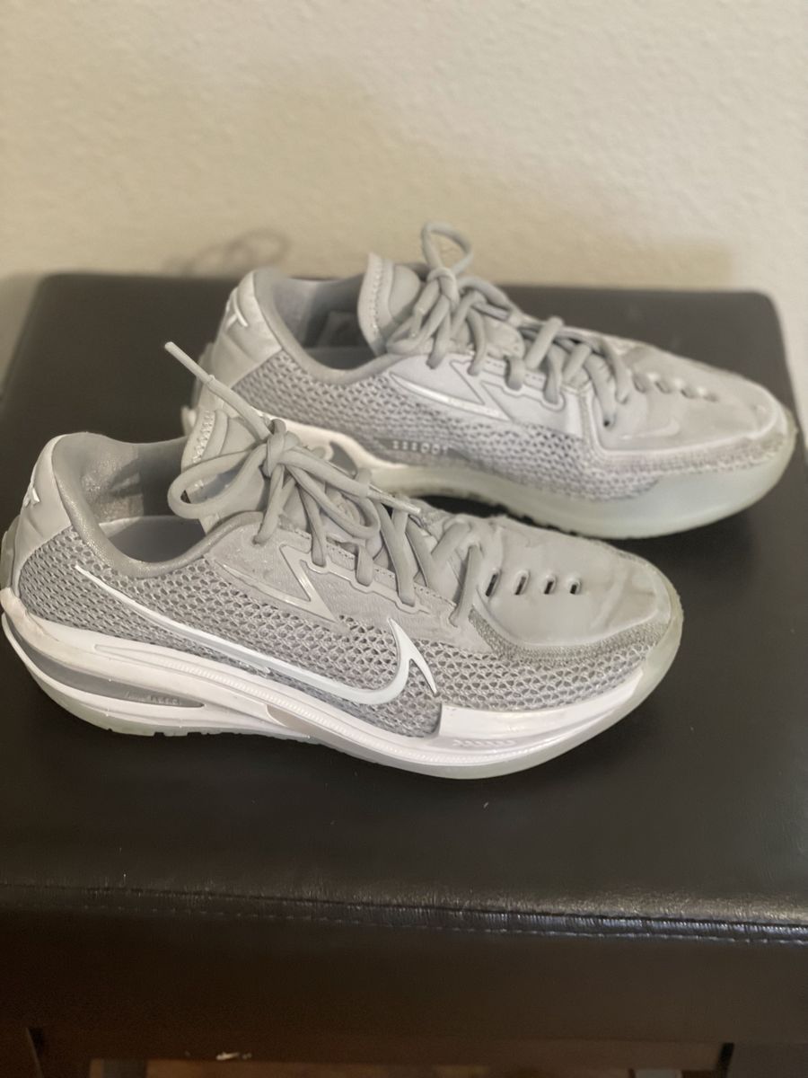 GT cut 1 basketball shoes