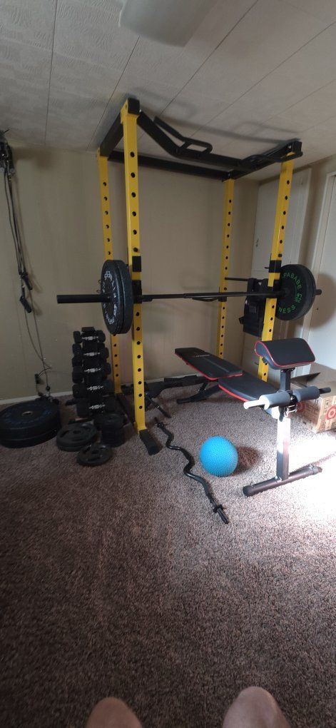 Power rack with weights