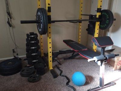 Power rack with weights