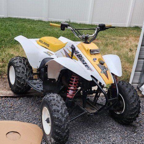 Polaris Trail Blazer 250 ATV - White & Yellow Sport Quad