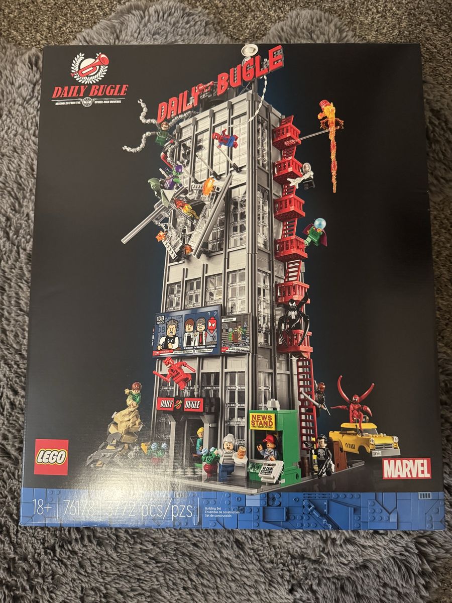 LEGO Marvel Spider-Man Daily Bugle set