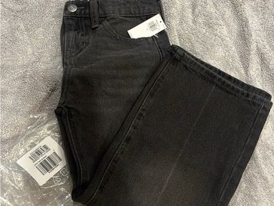NWT- Girls baggy jeans size 6