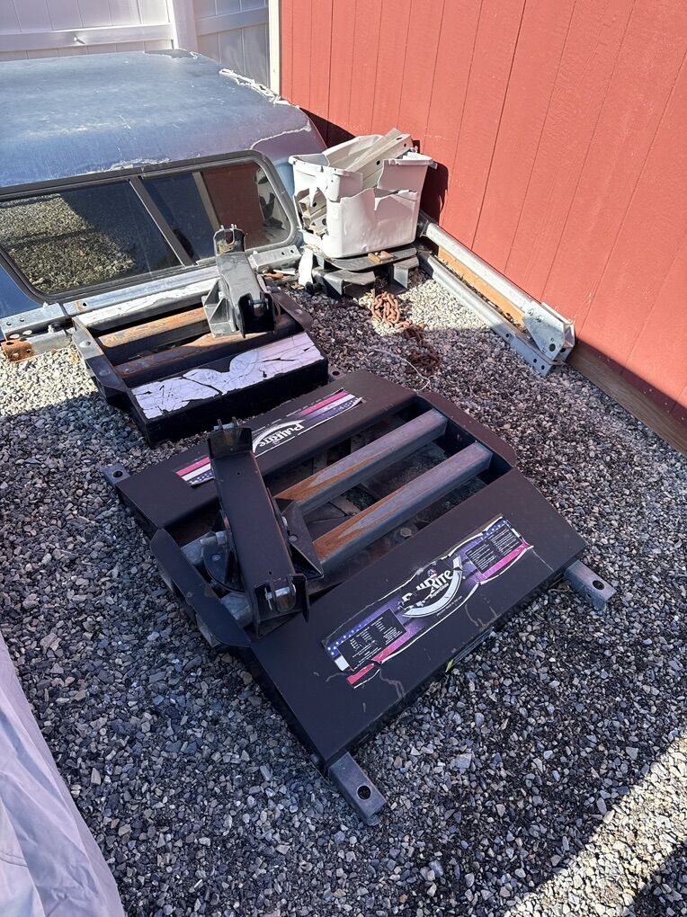 2 Slide Trailer Hitches