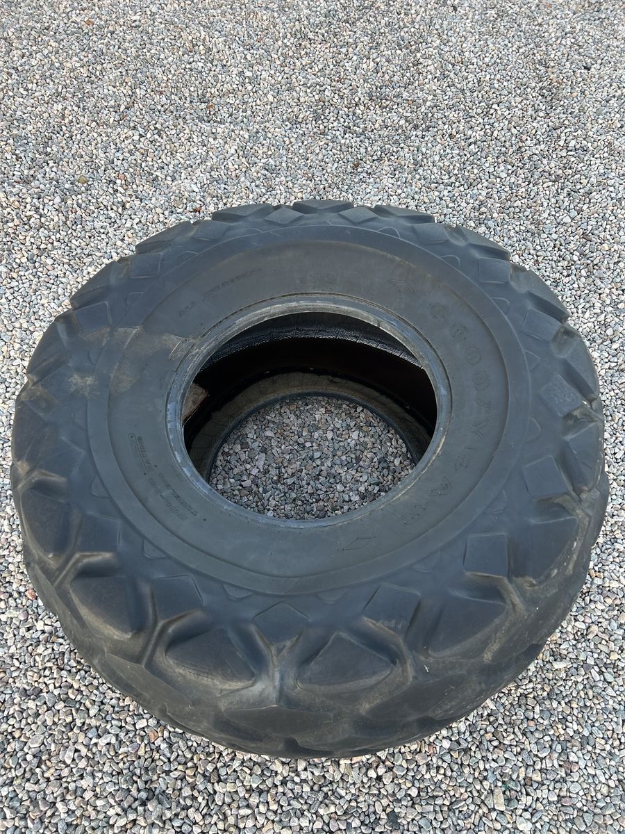 Free Giant Tire