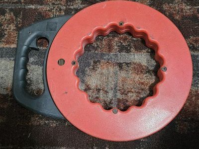 Steel Fish Tape Reel Wire Puller Tool with Ergonomic Handle