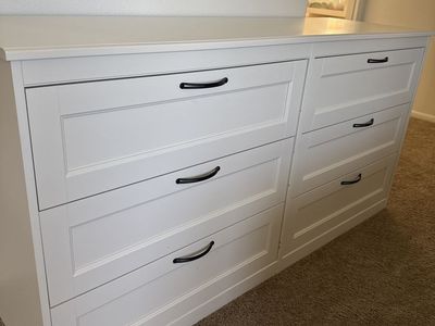 White 6-Drawer Dresser with Black Handles - Modern Style, Excellent Condition