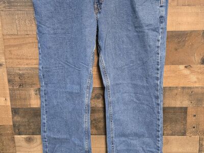 38x30 Levi Signature Gold Jeans