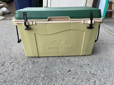 Mossy Oak 55-quart Cooler