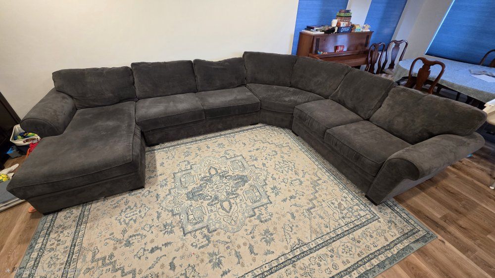 Massive 155” Modular U-Sectional - Smoke/Pet-Free