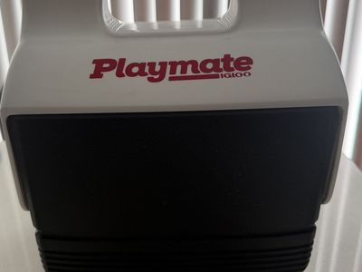 Playmate 6 Can Cooler