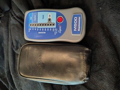 Supco m500 insulation meghometer tester in case