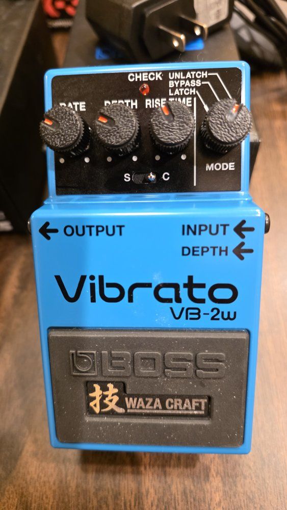 Boss VB-2W Waza Craft Vibrato Guitar Pedal