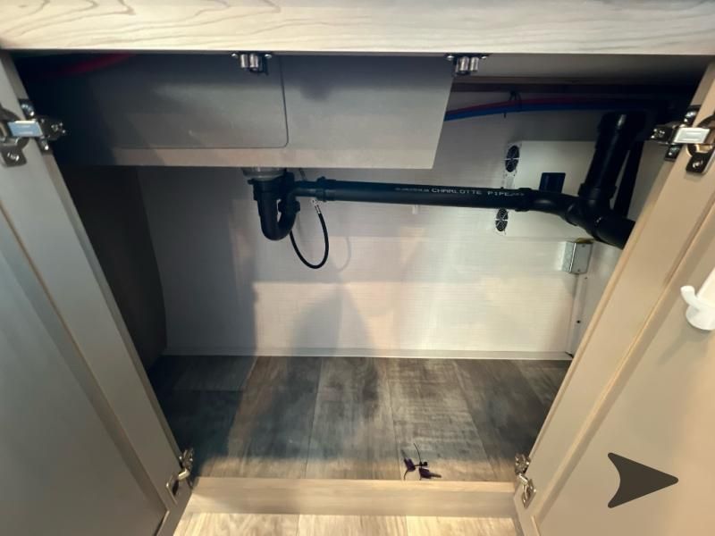 Main image 23