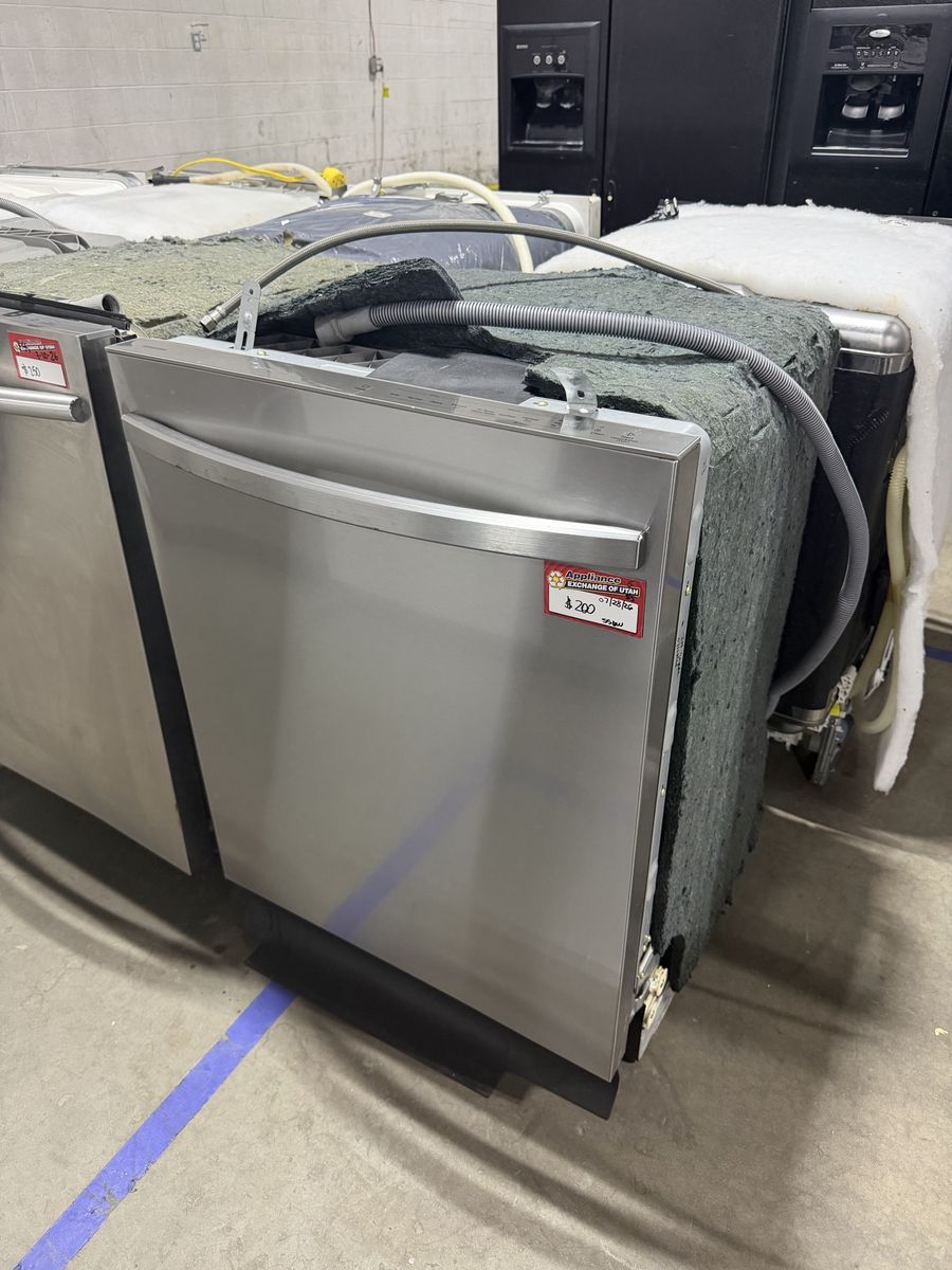 Samsung Stainless Steel Dishwasher - Built-in, UsedGood Condition