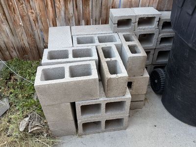 40 Concrete Cinder Blocks for Construction and Landscaping