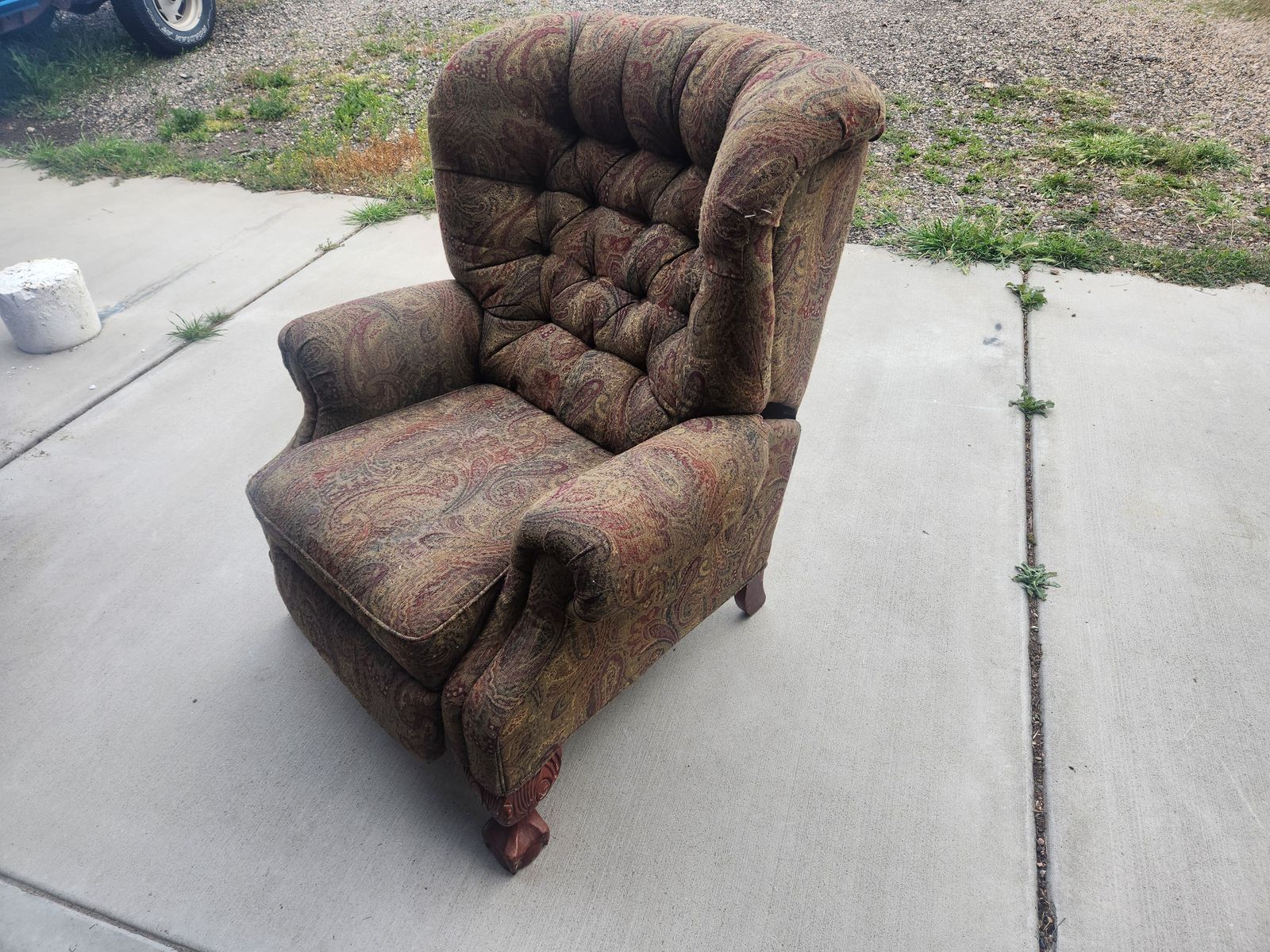 Parsley Winged Recliner Chair
