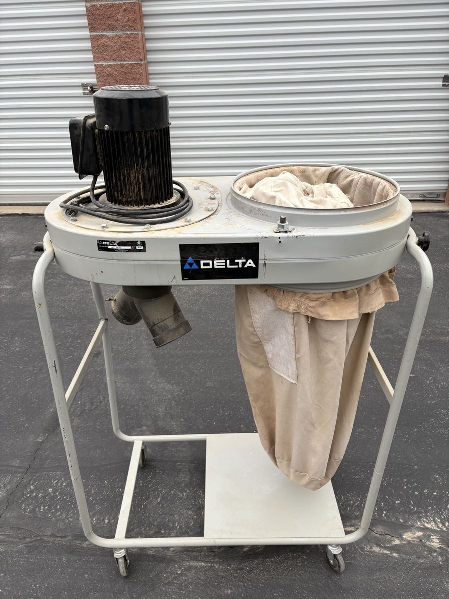Delta Mobile Woodworking Dust Collector on Rolling Cart