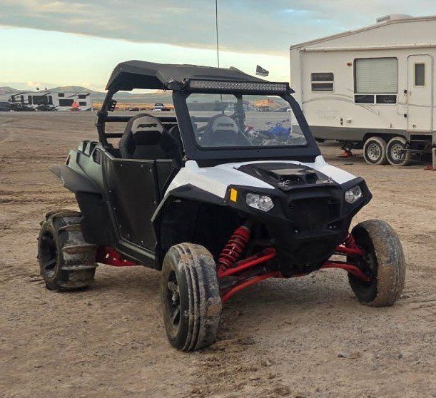 2011 rzr 900