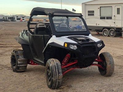 2011 rzr 900