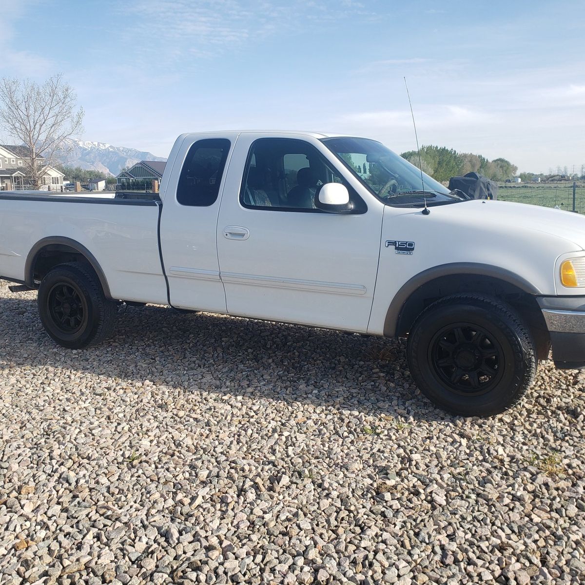 2003 Ford F-150 Lariat