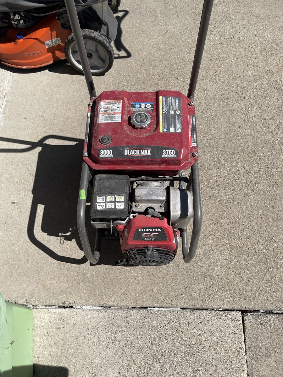 Black Max 3000 Running Watts 3750 Starting Watts Generator with Honda GC190 Engine $400 OBO