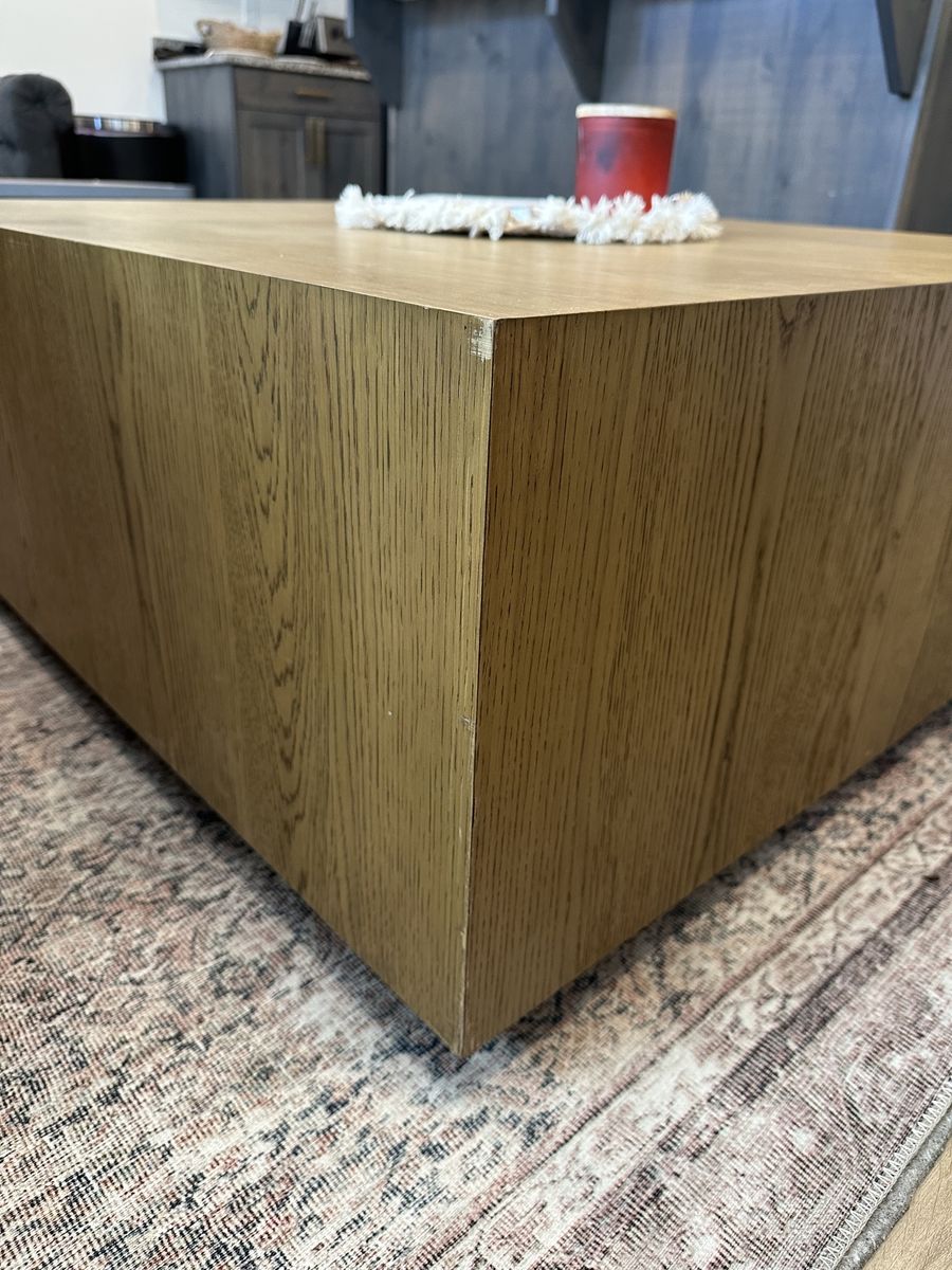 Main image 6